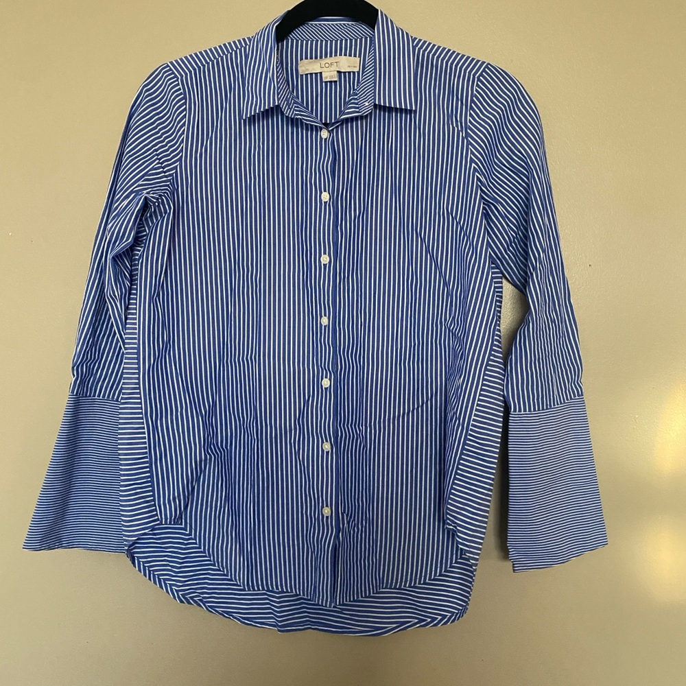 LOFT women Casual Blue Pinstripe Shirt